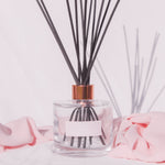 Load image into Gallery viewer, Deluxe Reed Diffuser - Clear
