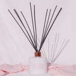 Load image into Gallery viewer, Deluxe Reed Diffuser - Matte White
